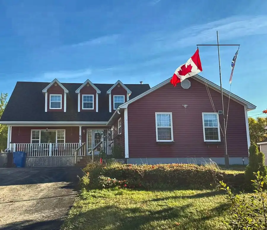 The Home on Bennett - 66 Bennett Drive, Gander